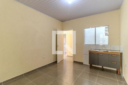 Cozinha de casa para alugar com 1 quarto, 27m² em Campos Elíseos, São Paulo