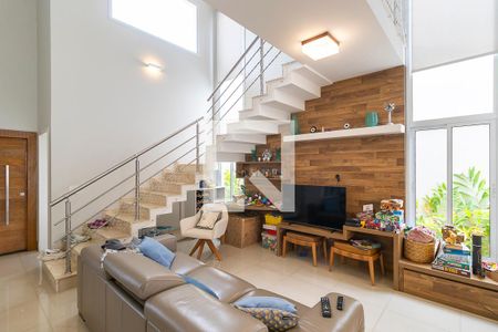 Sala de casa de condomínio para alugar com 3 quartos, 261m² em Swiss Park, Campinas