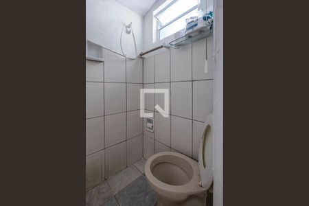Banheiro de casa para alugar com 1 quarto, 28m² em Sumaré, São Paulo