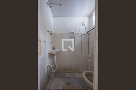 Banheiro de casa para alugar com 1 quarto, 28m² em Sumaré, São Paulo