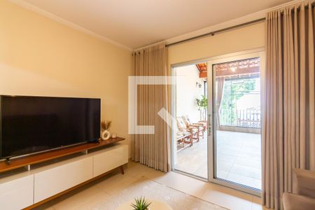 Sala de casa à venda com 2 quartos, 125m² em Vila Yolanda, Osasco