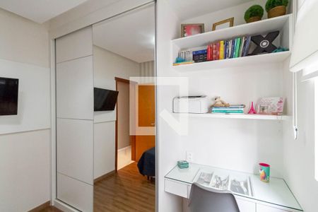 Quarto  de apartamento para alugar com 2 quartos, 70m² em Castelo, Belo Horizonte