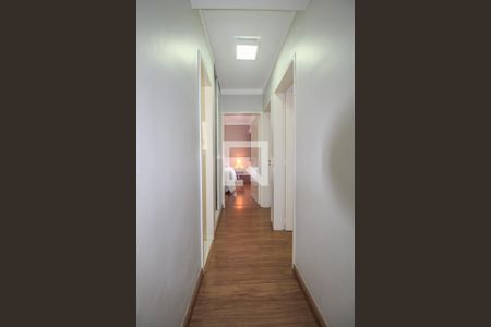 Corredor  de apartamento à venda com 3 quartos, 91m² em Nova Campinas, Campinas