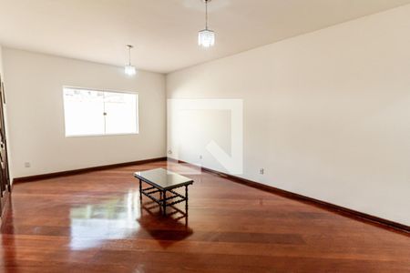 Sala de casa para alugar com 4 quartos, 193m² em Vila Helena, Santo André