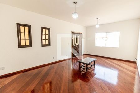 Sala de casa para alugar com 4 quartos, 193m² em Vila Helena, Santo André