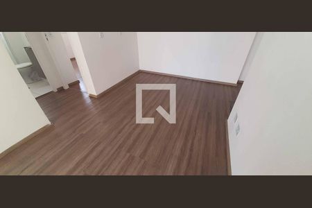 Sala de apartamento para alugar com 2 quartos, 45m² em Padroeira, Osasco