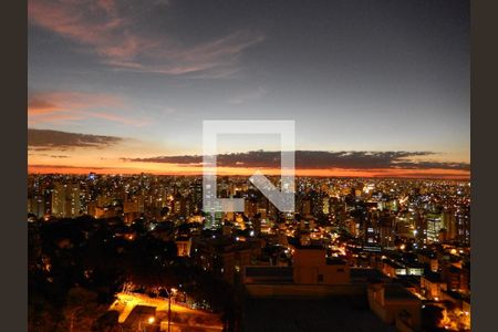 sala de apartamento à venda com 4 quartos, 200m² em São Lucas, Belo Horizonte