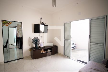 Sala de casa à venda com 3 quartos, 200m² em Campo Alegre, Belo Horizonte