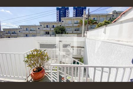 Varanda Sala de casa para alugar com 3 quartos, 246m² em Vila Eldízia, Santo André