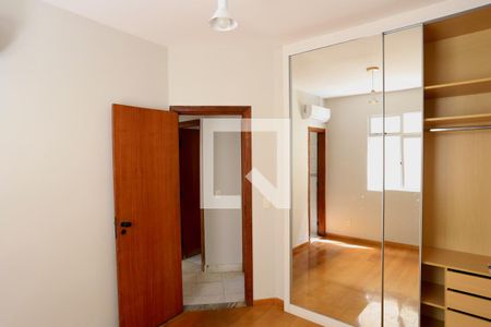 Suíte de apartamento para alugar com 2 quartos, 70m² em Santo Antônio, Belo Horizonte