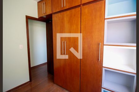 Quarto 1 de apartamento para alugar com 3 quartos, 70m² em Sagrada Família, Belo Horizonte
