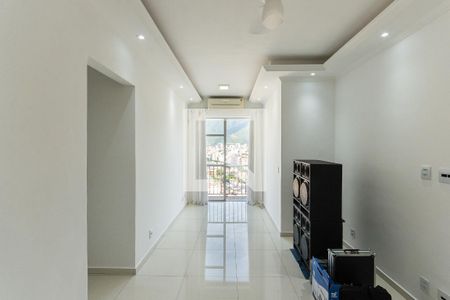 Sala de apartamento para alugar com 2 quartos, 58m² em Vila Isabel, Rio de Janeiro
