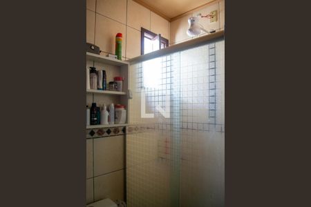 Banheiro suite  de casa à venda com 3 quartos, 120m² em Vila Nova, Porto Alegre