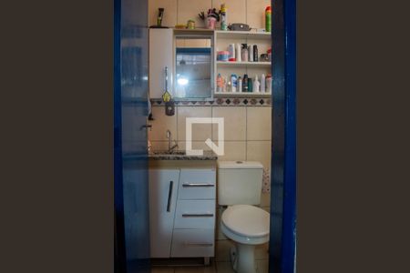 Banheiro suite  de casa à venda com 3 quartos, 120m² em Vila Nova, Porto Alegre
