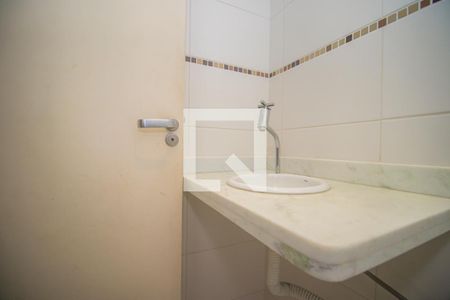 Lavabo de apartamento para alugar com 2 quartos, 87m² em Auxiliadora, Porto Alegre
