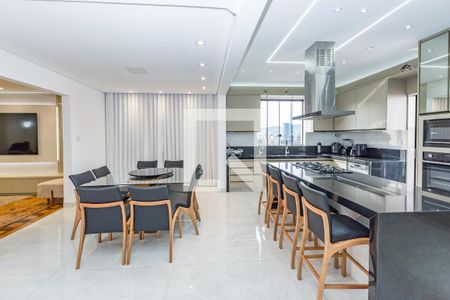 Sala 2 de casa para alugar com 4 quartos, 470m² em Lagoinha, Belo Horizonte
