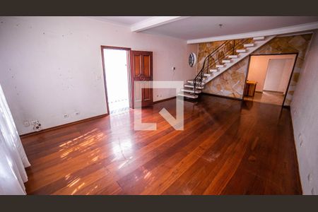 sala de casa para alugar com 3 quartos, 197m² em Paraíso, São Paulo