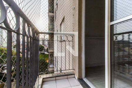 Varanda de apartamento para alugar com 2 quartos, 55m² em Jardim Tupanci, Barueri