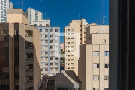 Vista da Sala de apartamento à venda com 1 quarto, 40m² em Vila Itapura, Campinas