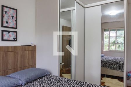 Quarto 1 de apartamento para alugar com 2 quartos, 60m² em Teresópolis, Porto Alegre