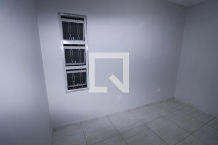 Quarto de casa para alugar com 2 quartos, 50m² em Qr 502, Brasília