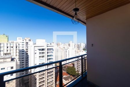 Sacada da Salas de apartamento à venda com 3 quartos, 84m² em Cambuí, Campinas