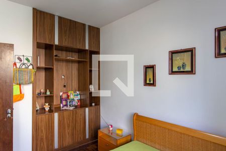 Quarto 1 de casa para alugar com 3 quartos, 130m² em Planalto, Belo Horizonte