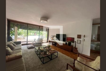 Casa à venda com 3 quartos, 320m² em Pinheiros, São Paulo