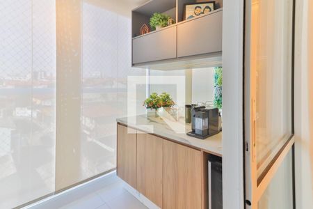 Varanda de apartamento à venda com 2 quartos, 59m² em Km 18, Osasco