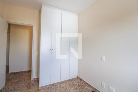 Quarto 1  de apartamento para alugar com 3 quartos, 77m² em Vila Itapura, Campinas