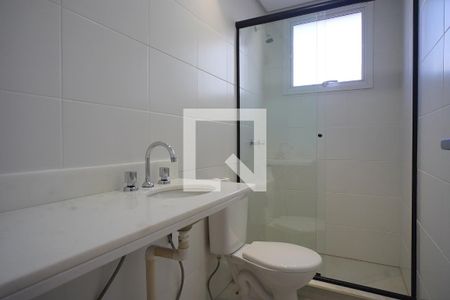 Banheiro da Suíte de apartamento para alugar com 2 quartos, 66m² em Bom Jesus, Porto Alegre