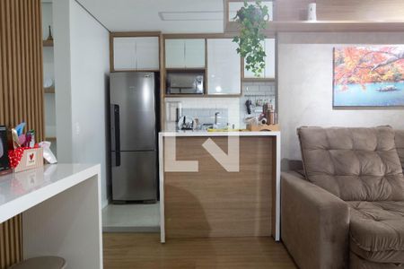 Sala de apartamento à venda com 2 quartos, 60m² em Vila Apiaí, Santo André