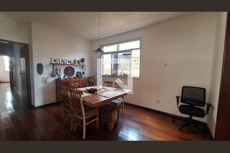 Sala de apartamento à venda com 4 quartos, 140m² em Santo Antônio, Belo Horizonte
