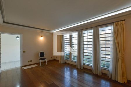 Sala 1 de casa à venda com 4 quartos, 200m² em Vila Mariana, São Paulo