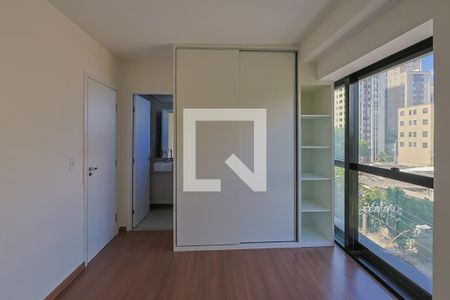 Quarto de apartamento para alugar com 1 quarto, 50m² em Barro Preto, Belo Horizonte
