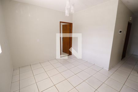 Sala de casa para alugar com 4 quartos, 90m² em Taguatinga Norte, Brasília