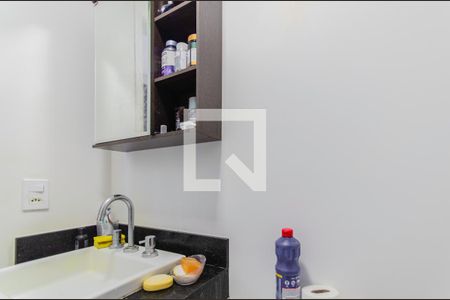 Banheiro de apartamento para alugar com 1 quarto, 21m² em Vila Mariana, São Paulo