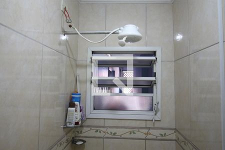 Banheiro de casa à venda com 1 quarto, 68m² em Jardim Planalto, São Paulo