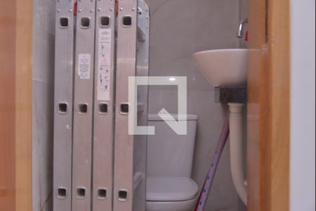 Lavabo de casa à venda com 3 quartos, 120m² em Vila Pires, Santo André