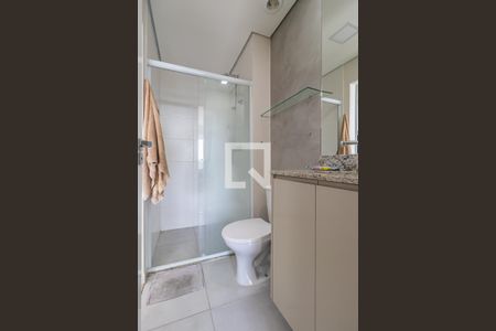 Banheiro da Suíte 1 de apartamento para alugar com 2 quartos, 80m² em Dezoito do Forte Empresarial/alphaville., Barueri