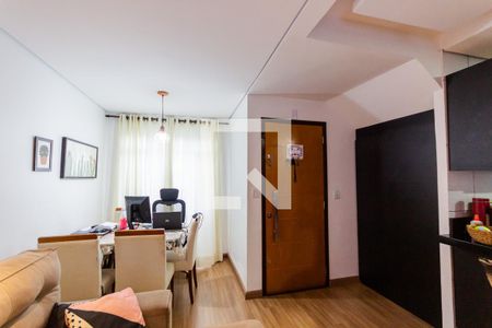 Sala de apartamento à venda com 2 quartos, 69m² em Vila Camilópolis, Santo André