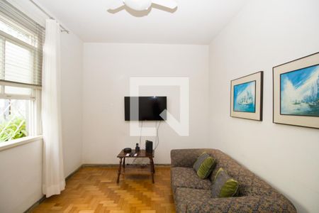 Casa para alugar com 4 quartos, 216m² em Serra, Belo Horizonte