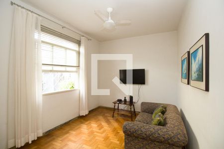 Quarto 1 de casa para alugar com 4 quartos, 216m² em Serra, Belo Horizonte