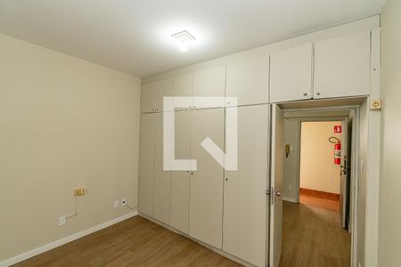 Suite  de apartamento à venda com 1 quarto, 44m² em Vila Itapura, Campinas