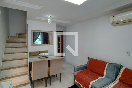 sala de casa para alugar com 2 quartos, 60m² em Taquara, Rio de Janeiro