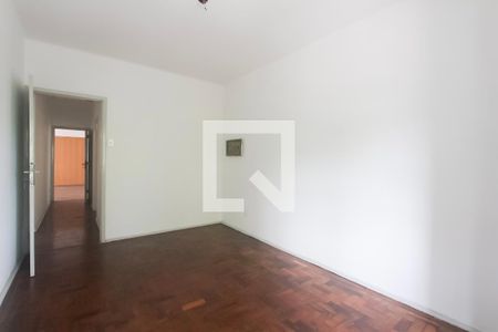 Quarto 1 de apartamento para alugar com 3 quartos, 60m² em Bom Fim, Porto Alegre