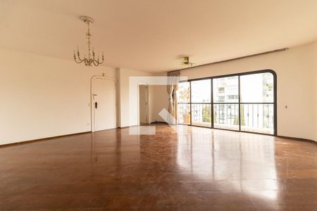 Sala de apartamento à venda com 4 quartos, 155m² em Cambuci, São Paulo