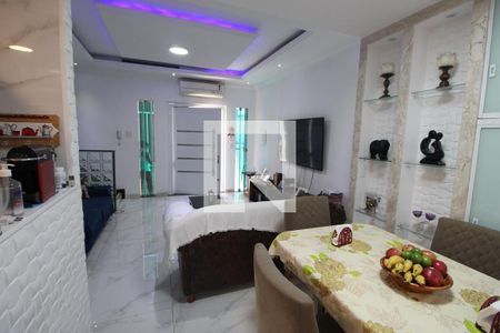 Sala de casa à venda com 3 quartos, 220m² em Méier, Rio de Janeiro
