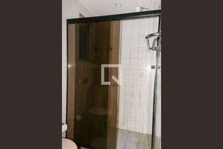 Banheiro da Suíte de casa para alugar com 2 quartos, 122m² em Quintino Bocaiúva, Rio de Janeiro