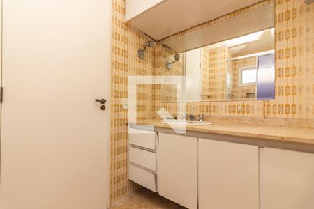 Banheiro da Suíte 1 de apartamento à venda com 3 quartos, 117m² em Pinheiros, São Paulo